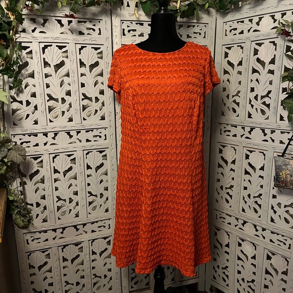 Sharagano Dresses & Skirts - SHARAGANO Delightful dark orange knit short sleeve fit & flare plus midi dress